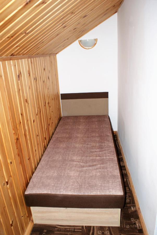 Pensjonat Pod Lwem Niechorze Exterior foto